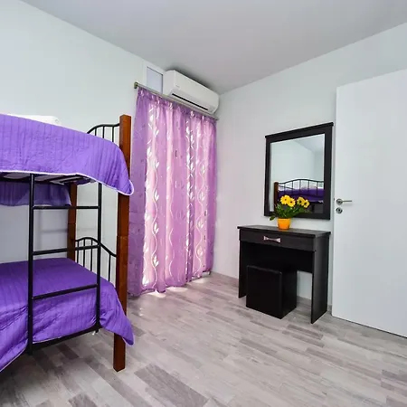 Marouli's House Apartment *